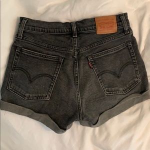 Levi’s Wedgie Shorts